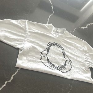 Shark jaw boutique Tee